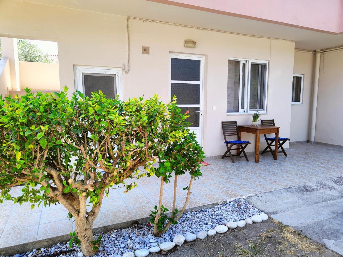 Hibiscus Green Apartments 아판토우 외부 사진
